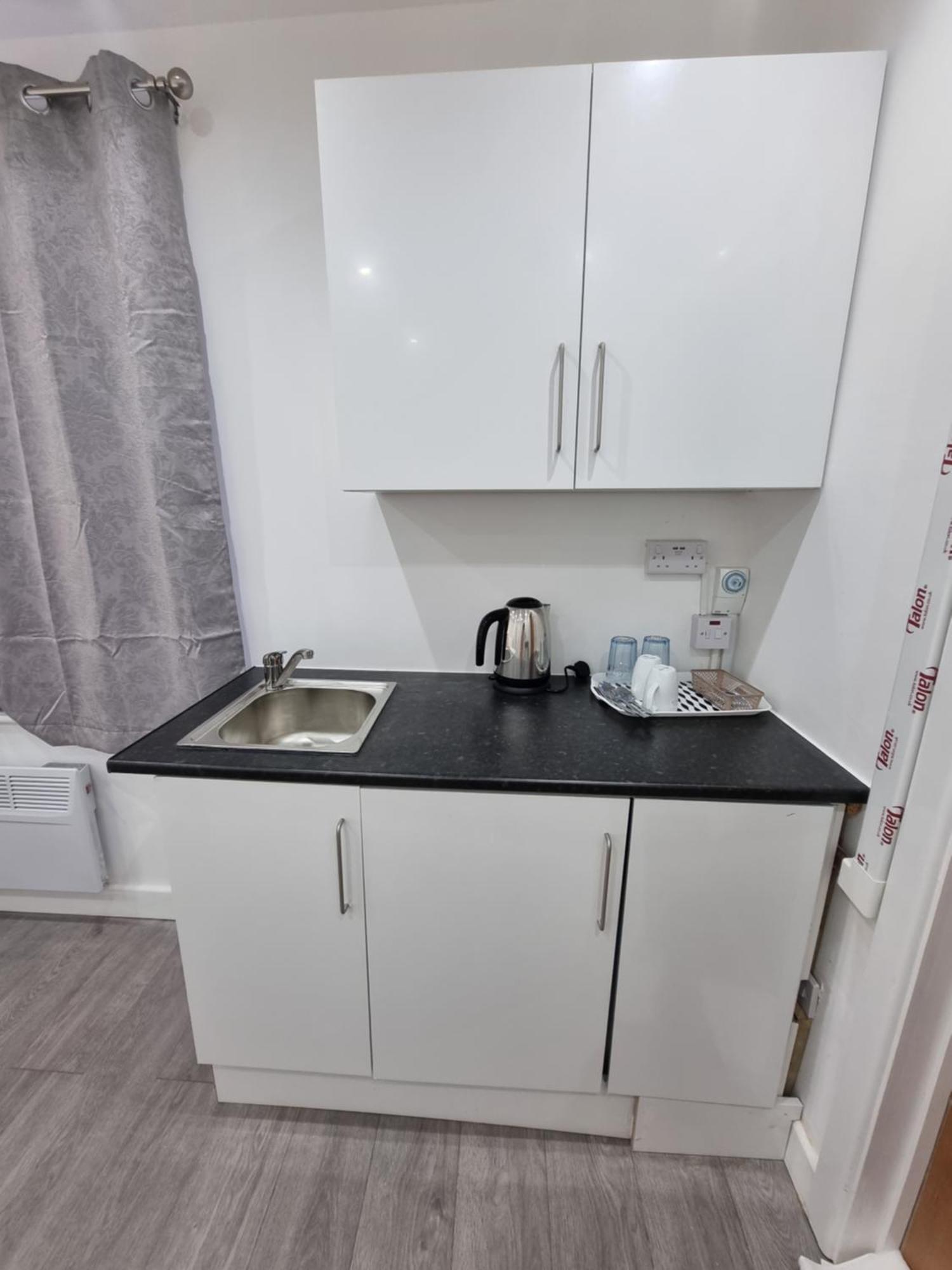 Brand New Studios In Harrow Ngoại thất bức ảnh