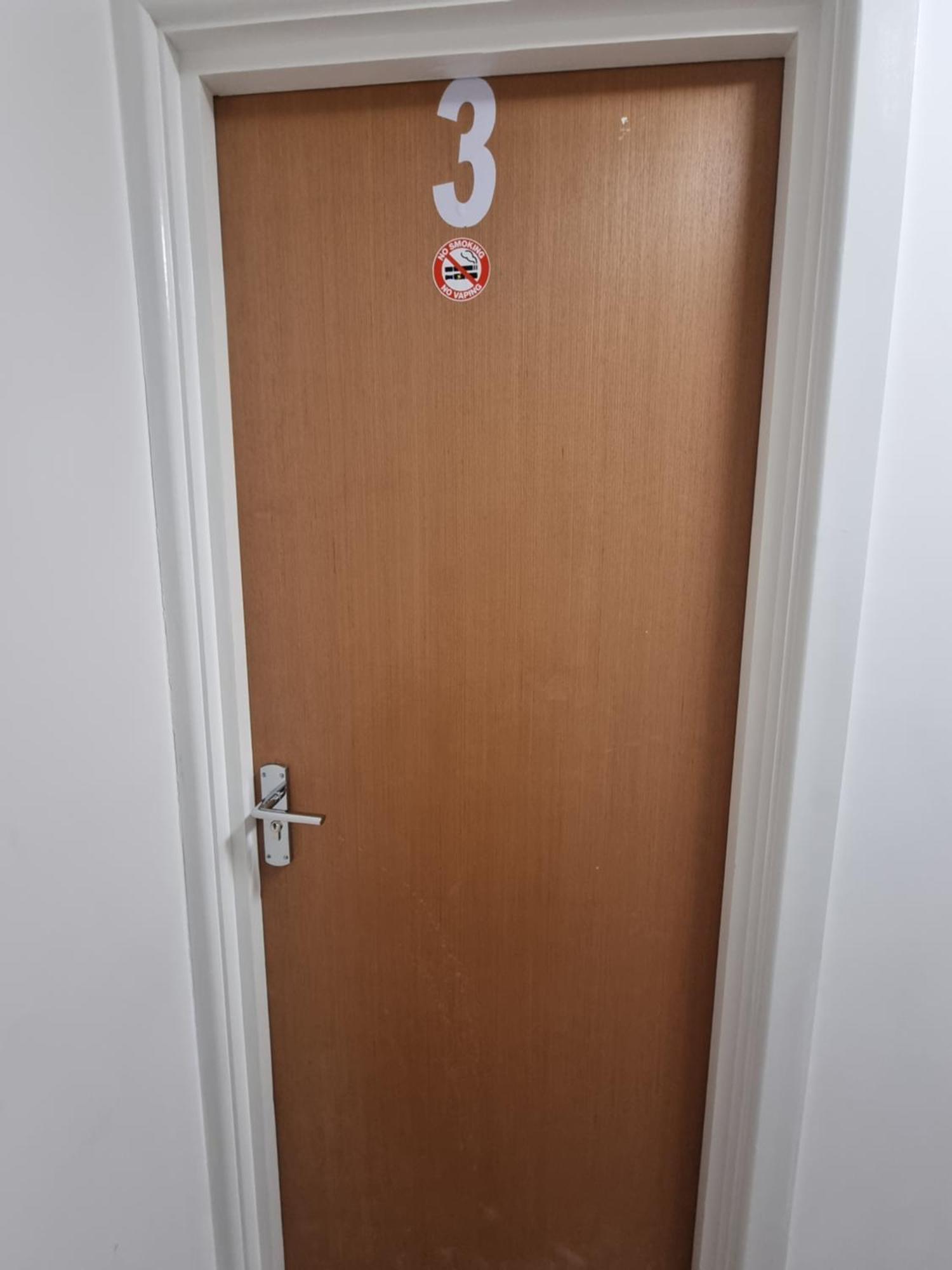 Brand New Studios In Harrow Ngoại thất bức ảnh