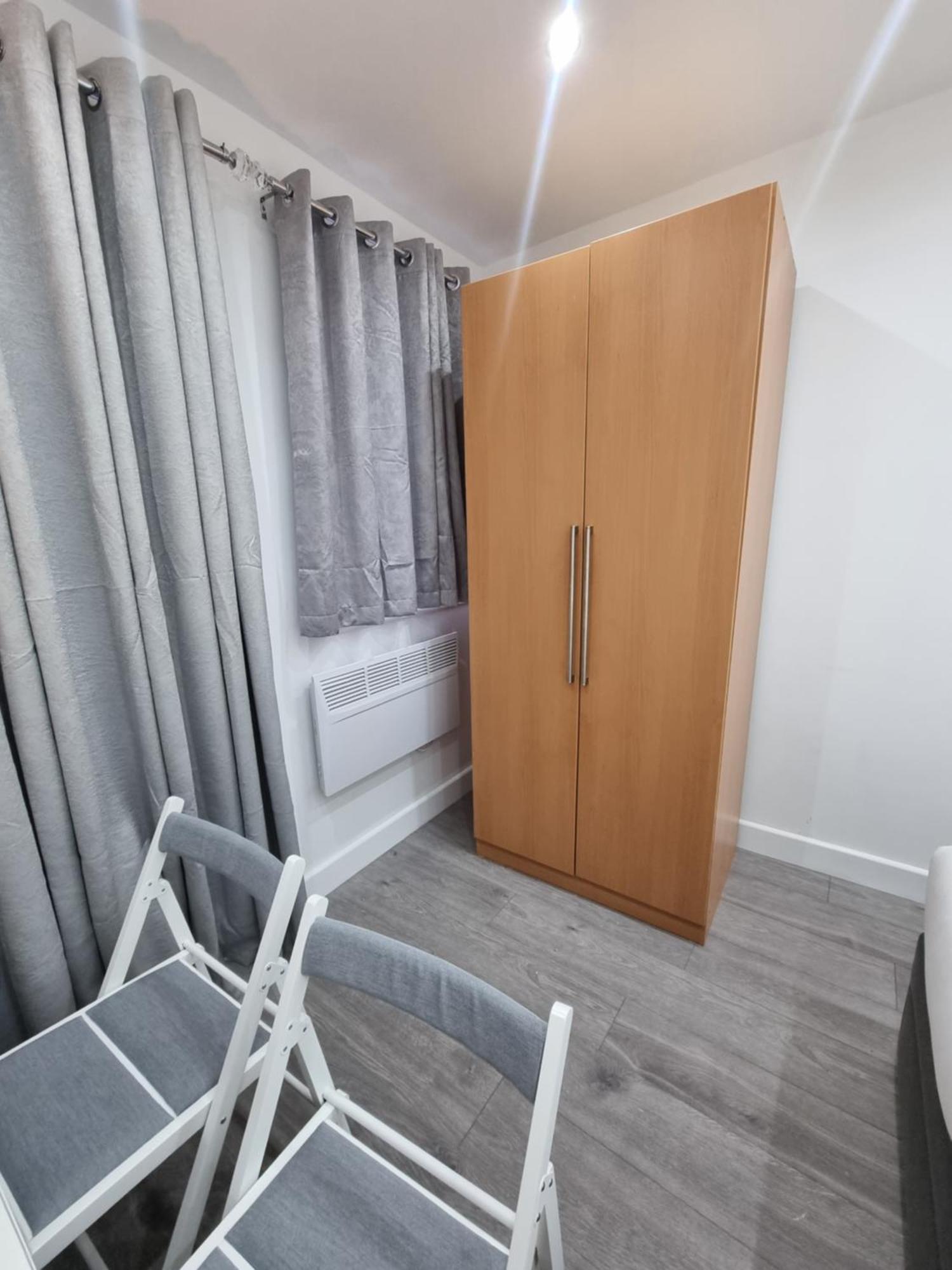 Brand New Studios In Harrow Ngoại thất bức ảnh