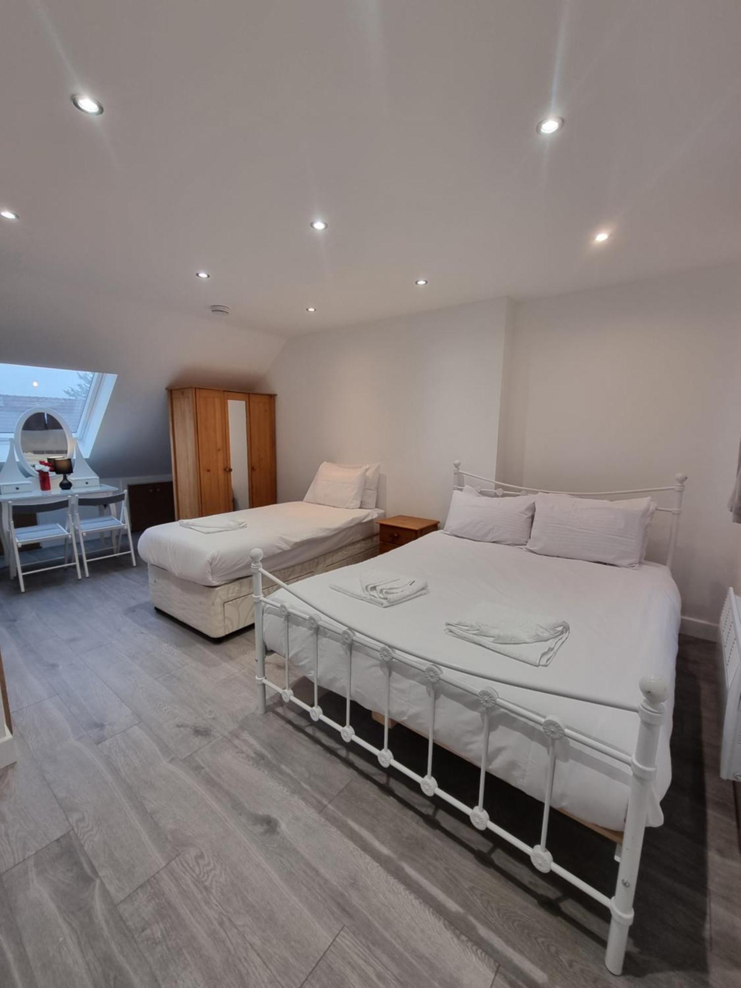 Brand New Studios In Harrow Ngoại thất bức ảnh