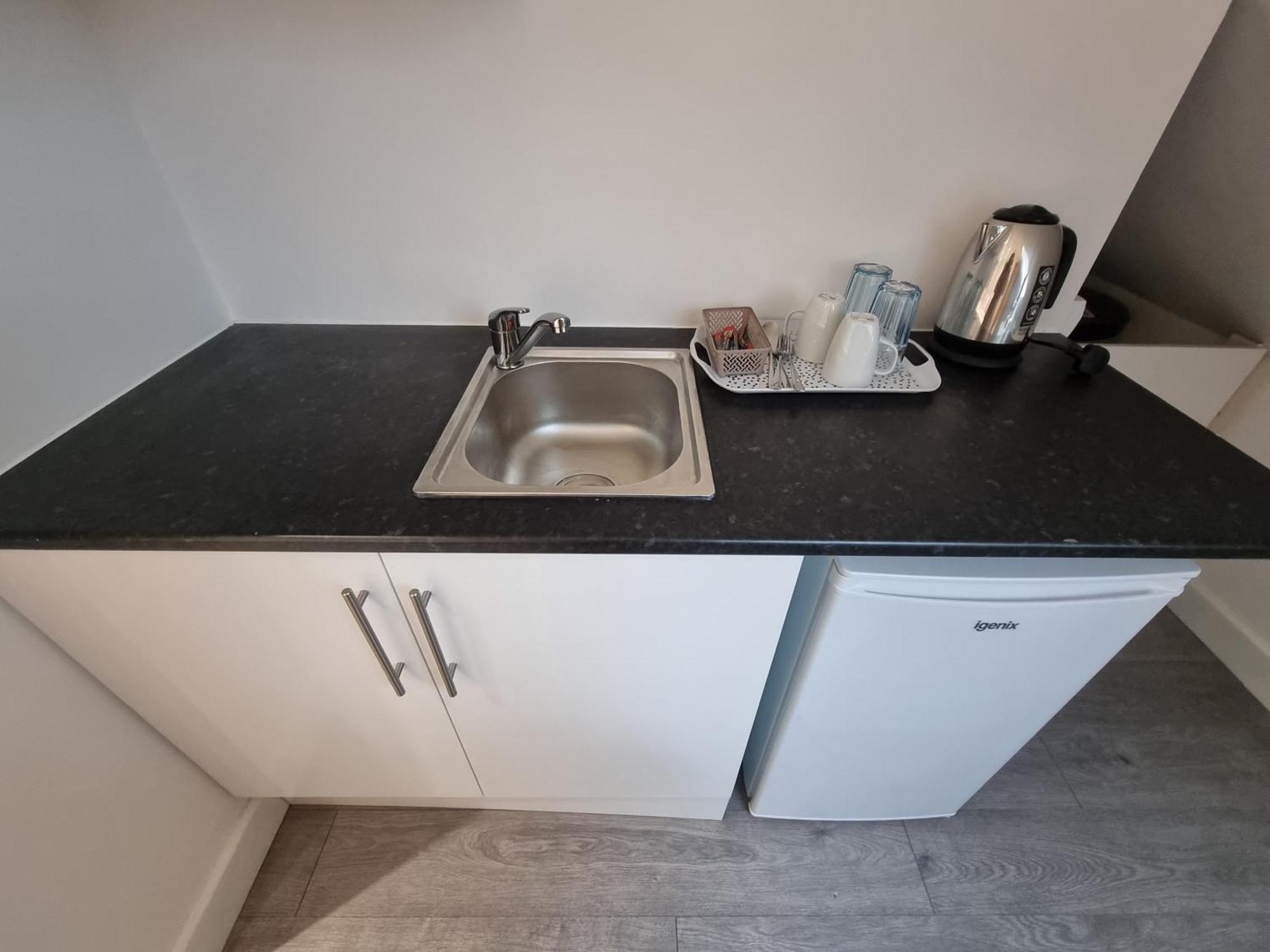 Brand New Studios In Harrow Ngoại thất bức ảnh